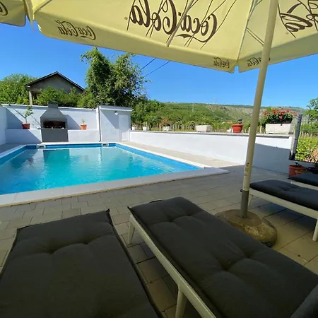Villa Cabera Buna